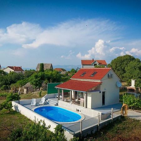 Villa Baras Garden - House With Pool Mirce 외부 사진