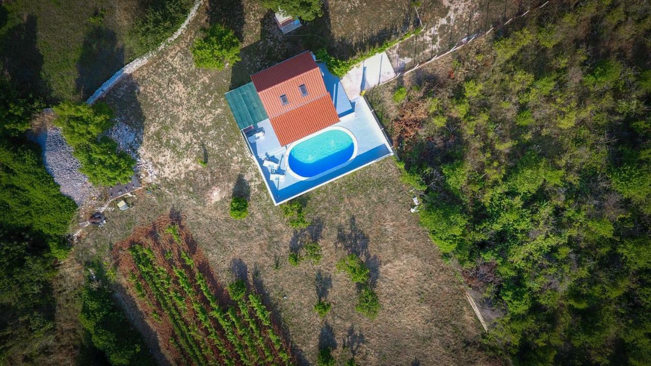 Villa Baras Garden - House With Pool Mirce 외부 사진