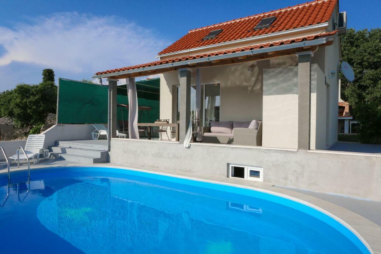 Villa Baras Garden - House With Pool Mirce 외부 사진