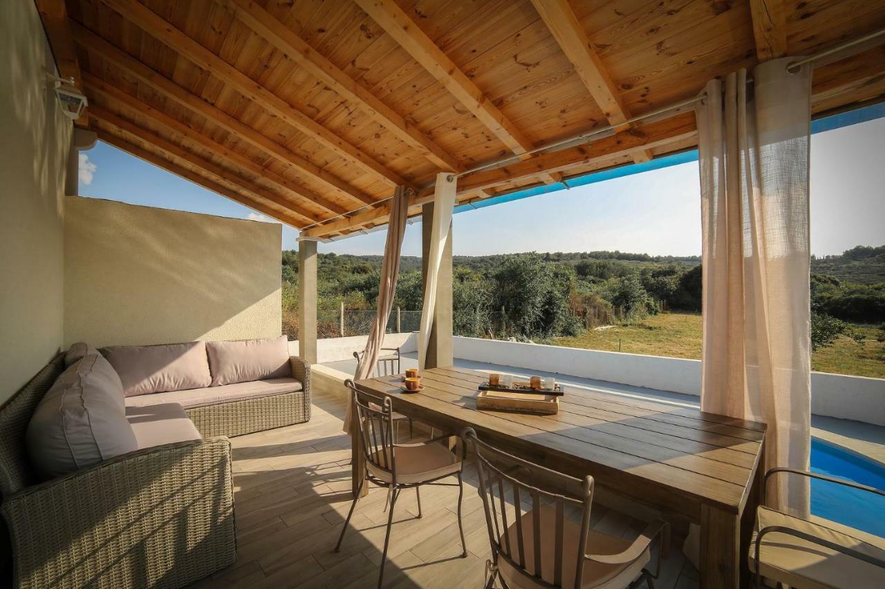 Villa Baras Garden - House With Pool Mirce 외부 사진